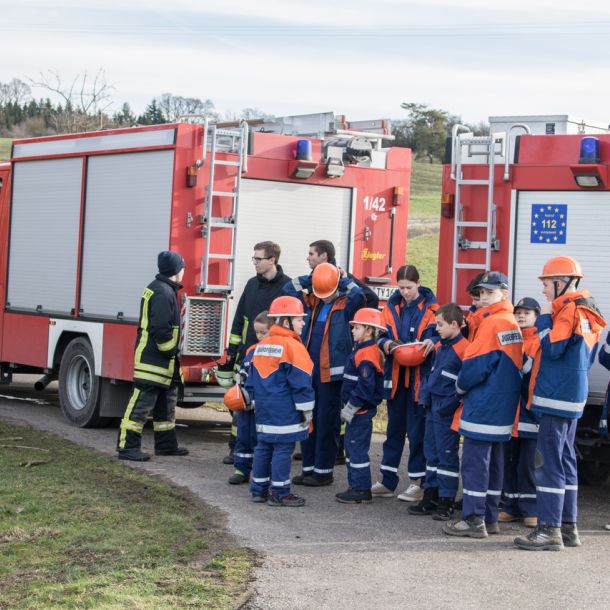 20160206 abbrennen reisig schilf jugendfeuerwehr krebslache 4 02a2b2a0