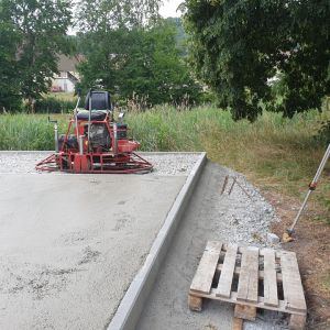 20250703 einbau bodenplatte magazin 010d72613